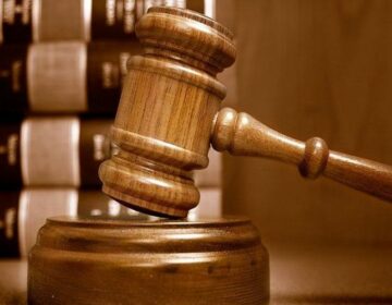 Ένοχοι οι τρεις από τους έξι κατηγορούμενους για τον εκβιασμό του αντιπεριφερειάρχη Ηλείας