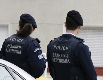 Συνελήφθη stalker αστυνομικός στη Θεσσαλονίκη μετά από καταγγελία της επίσης αστυνομικού πρώην συζύγου του