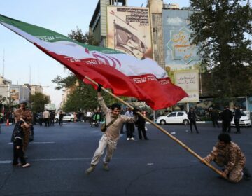 Ανώτερος Ιρανός αξιωματούχος: Δεν υπάρχουν άμεσα σχέδια για αντίποινα κατά του Ισραήλ μετά την επίθεση