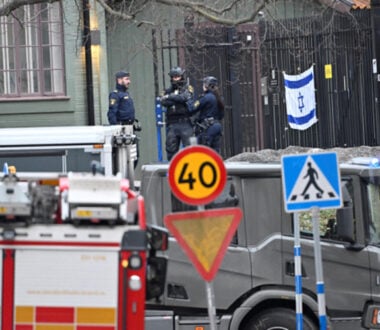 Συναγερμός για «πυροβολισμούς» στη Στοκχόλμη κοντά στην ισραηλινή πρεσβεία