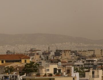 Αφρικανική σκόνη και ζέστη μέχρι την Τετάρτη – Αποπνικτική ατμόσφαιρα στην Κρήτη