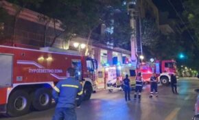Φωτιά σε διαμέρισμα στο κέντρο της Αθήνας – Χωρίς τις αισθήσεις τους εντοπίστηκαν δύο αδέλφια