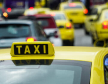 Πανελλαδική απεργία και την Τετάρτη τα ταξί
