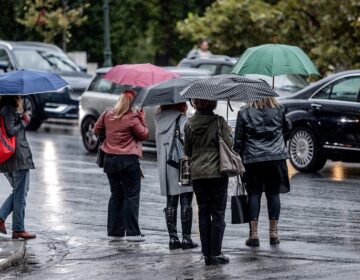 Καιρός: Αλλαγή σκηνικού με βροχές κυρίως μέτριας έντασης και αισθητή πτώση της θερμοκρασίας