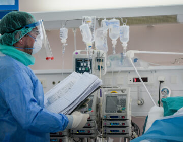 Αγωνία για τον 19χρονο φοιτητή του ΑΠΘ που προσβλήθηκε από μηνιγγίτιδα