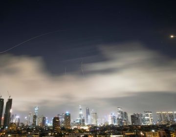 Θραύσμα ιρανικού πυραύλου έπληξε κτίριο της προξενικής κατοικίας των ΗΠΑ στο Ισραήλ