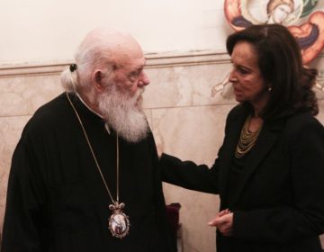 Συνάντηση του Αρχιεπισκόπου Ιερωνύμου με την πρώην υπουργό Άννα Διαμαντοπούλου