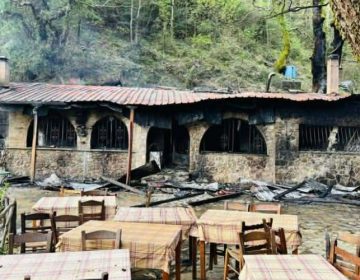 Ξέσπασε φωτιά σε ταβέρνα στον Ταΰγετο – Καταστράφηκε ολοσχερώς η επιχείρηση