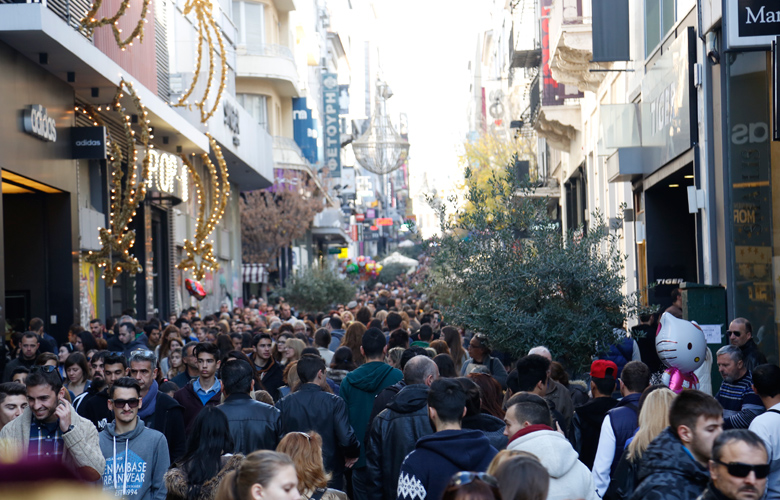 Ανοικτά σήμερα και τις δύο επόμενες Κυριακές τα καταστήματα