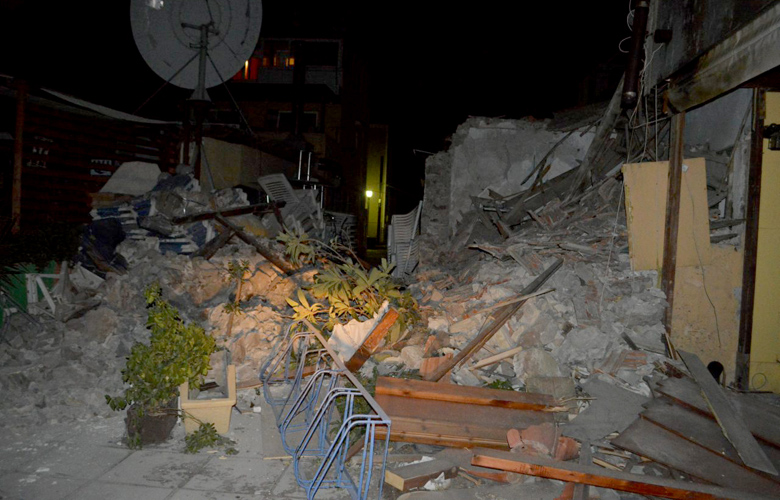 Φωτογραφίες από τον ισχυρότατο σεισμό στην Κω
