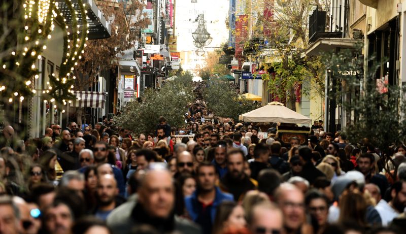 Ανοιχτά τα καταστήματα την Κυριακή