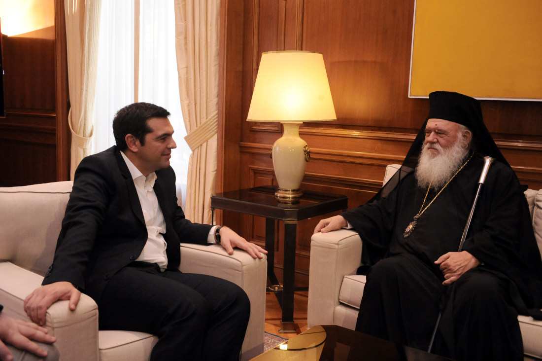 Ο Τσίπρας ζήτησε από τον Ιερώνυμο να συμβάλλει η Εκκλησία στον περιορισμό του κοροναϊού