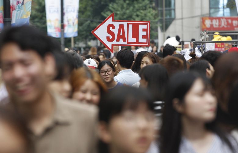 Νότια Κορέα: Επιστρέφει η καταναλωτική εμπιστοσύνη – 90% αποδοχή στον Πρόεδρο