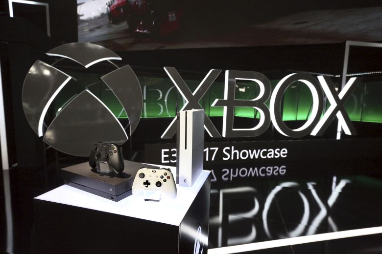 Έρχεται στην Ελλάδα το Xbox One X: Πόσο θα στοιχίζει