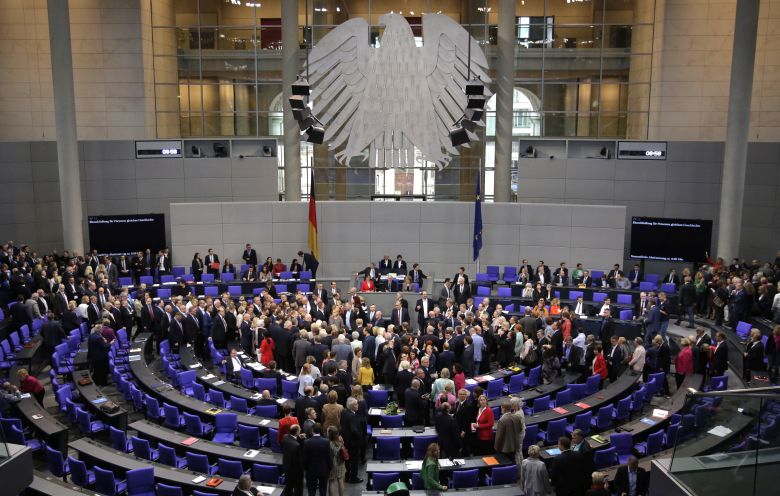 Ανησυχούν οι Γερμανοί για τη σχετική έλλειψη γυναικών στη Βουλή