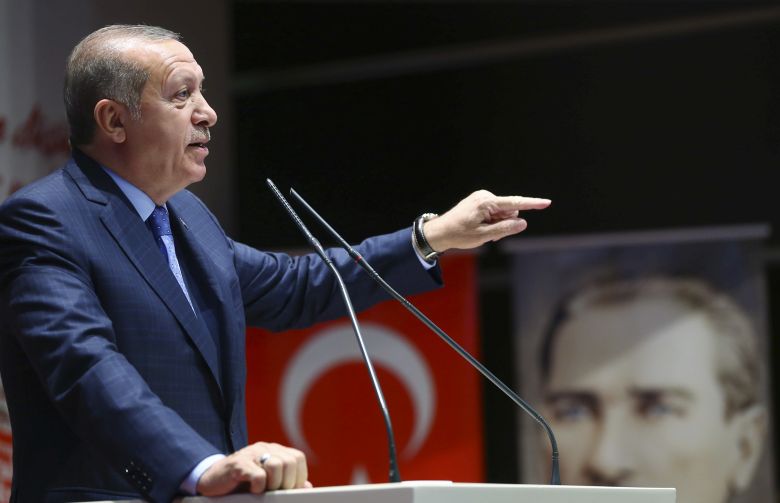 Εκατοντάδες απολύσεις δημοσίων υπαλλήλων στην Τουρκία