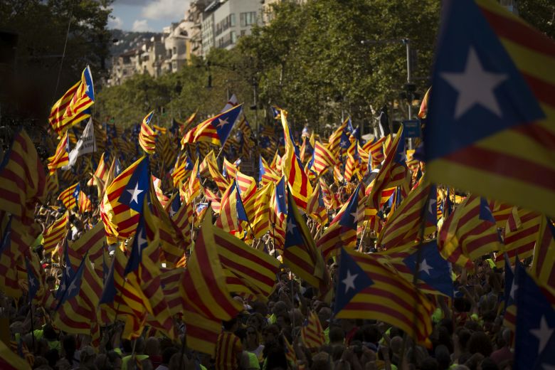 «Αντίο, Ισπανία!» φώναζαν οι Καταλανοί στη Βαρκελώνη