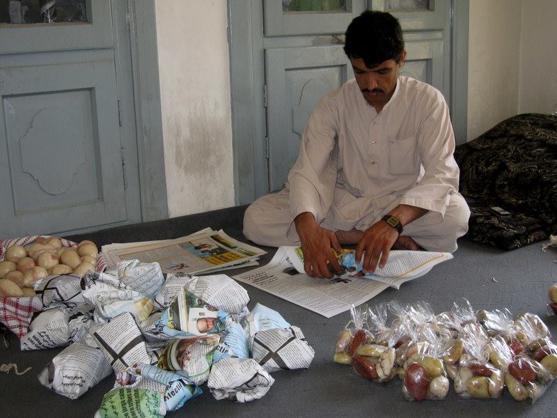 Γλύτωσε τους Ταλιμπάν και τώρα με τα σαπούνια του θέλει να κατακτήσει τον κόσμο