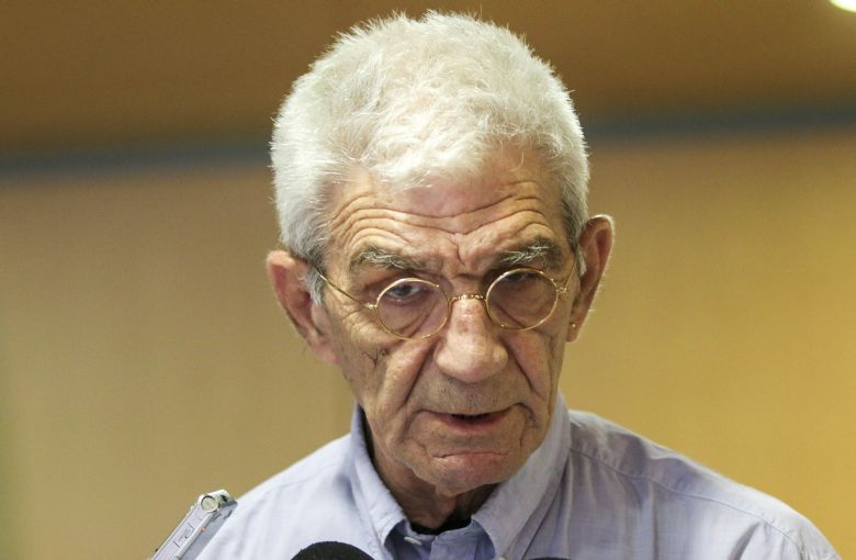 Μπουτάρης: Να αφήσουμε στην άκρη το συναισθηματικό, η ιστορία δεν ξαναγράφεται