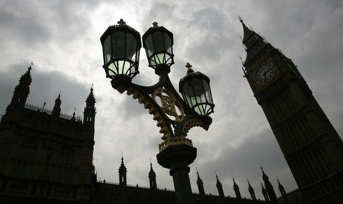 Προειδοποιεί τις εταιρείες για Brexit χωρίς μεταβατική περίοδο η Ιρλανδία