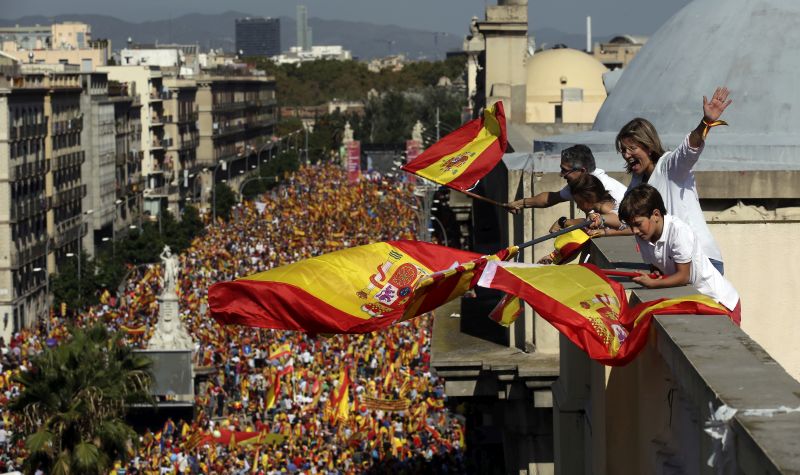 Διαδήλωση 450.000 υπέρ της ανεξαρτησίας στη Βαρκελόνη