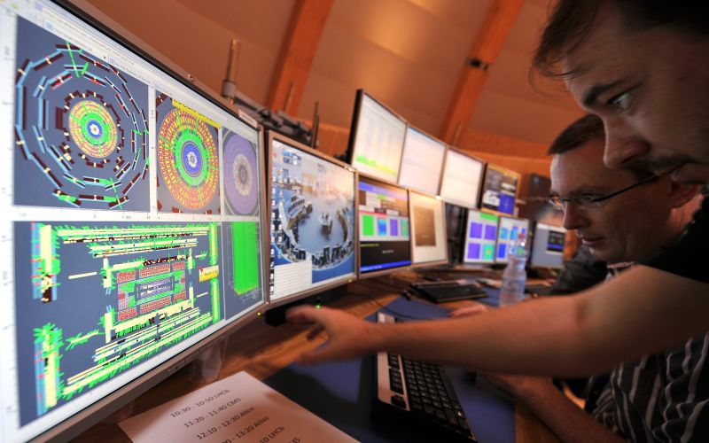 Ανακαλύφθηκε νέο βαρύ σωματίδιο στο CERN