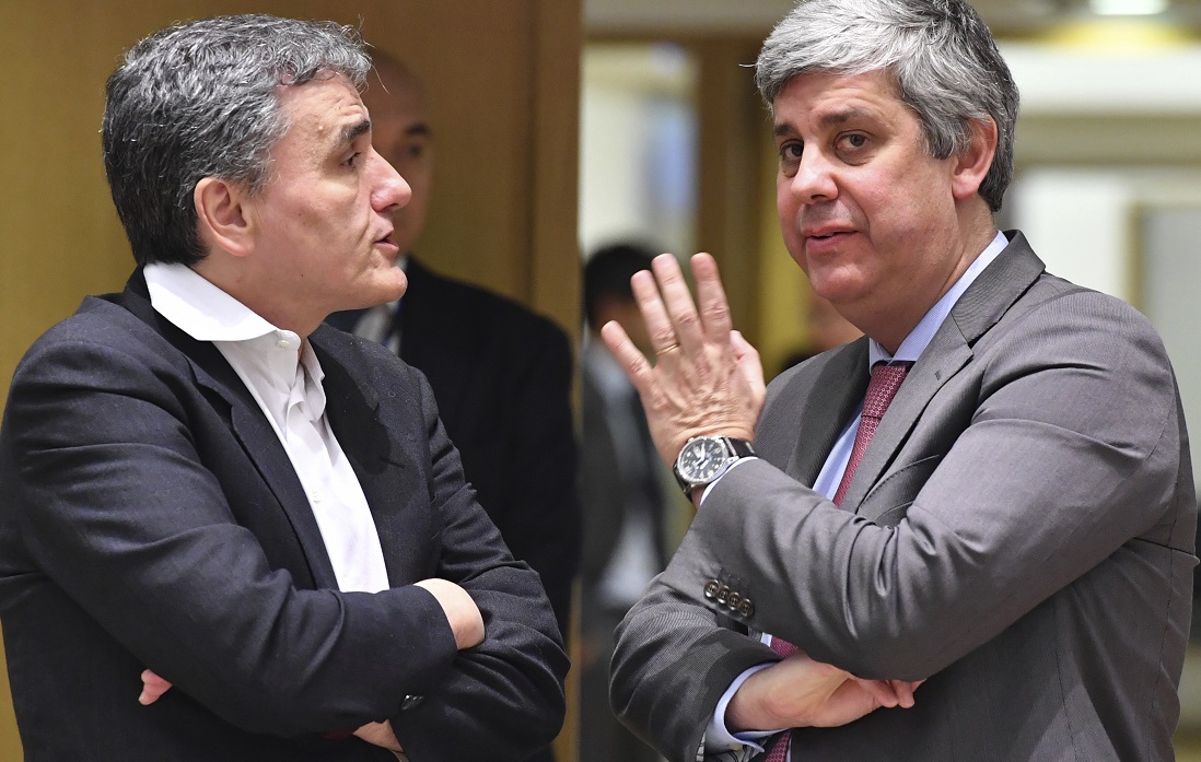 Eurogroup: Η μπάλα στο γήπεδο των δανειστών – Το Μάρτιο η δόση στην Ελλάδα