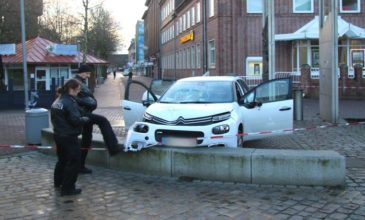 Οδηγός παρέσυρε πεζούς μπροστά από ντισκοτέκ στη Γερμανία