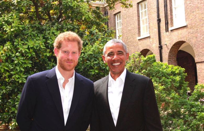 Στο Παλάτι του Κένσινγκτον υποδέχτηκε ο πρίγκηπας Χάρι τον Ομπάμα