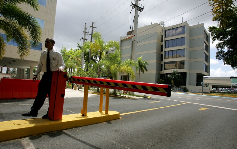 Έφοδος στα γραφεία της Daimler και της VW με υποψίες καρτέλ