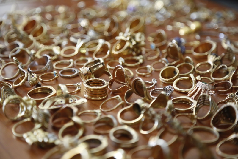 «Θησαυρός» με 700 κιλά κλεμμένα χρυσαφικά στο Χαλάνδρι