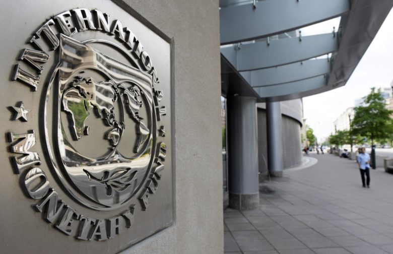 Süddeutsche Zeitung: Απέχει πολύ το ΔΝΤ από την εκταμίευση για την Ελλάδα