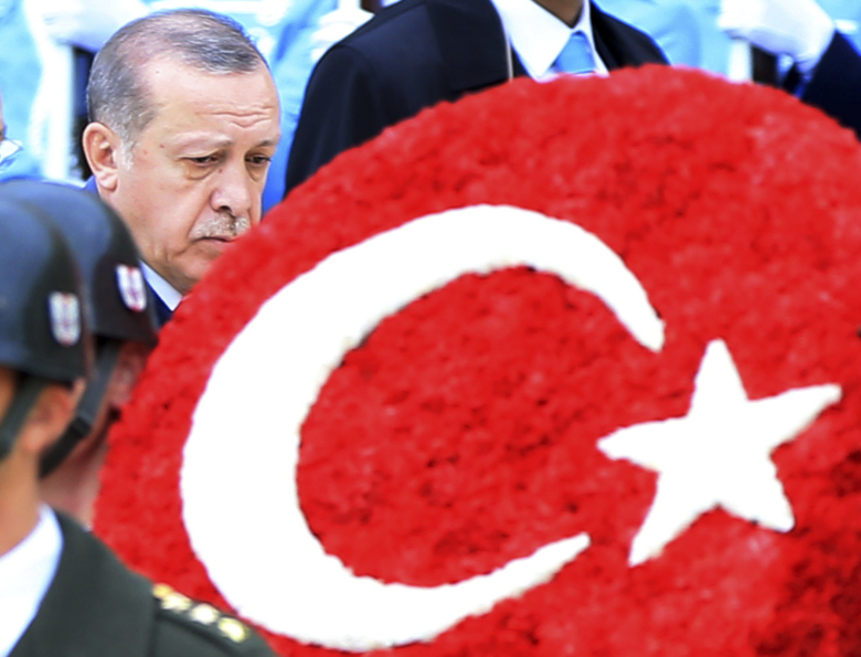 Ο Ερντογάν έγινε… Τούρκος όταν βουλευτής τον αποκάλεσε «φασίστα»