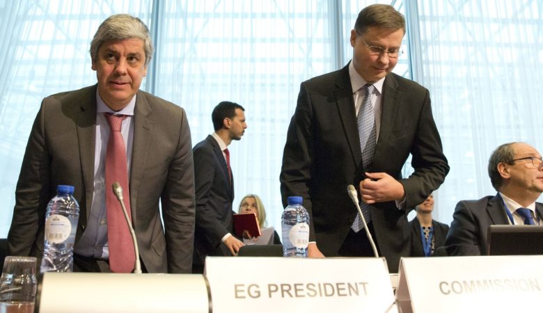 Τα «ψιλά» μπλοκάρουν τη δόση των 5,7 δισ. ευρώ στο Eurogroup