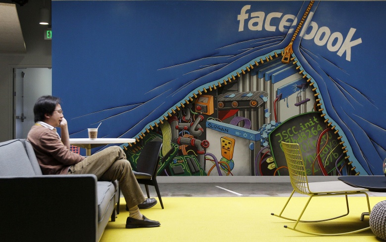 Το Facebook θα μεταμορφώσει την έδρα του στην Καλιφόρνια σε χωριό