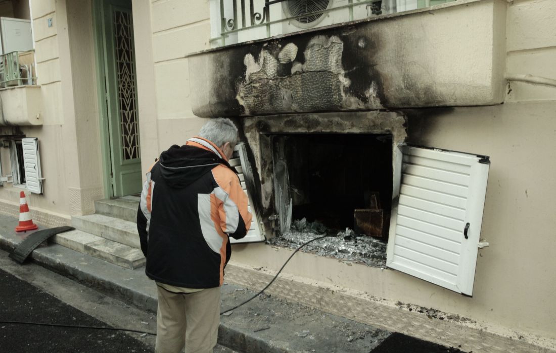 Έρευνα για την φονική πυρκαγιά σε γηροκομείο στην Καλλιθέα