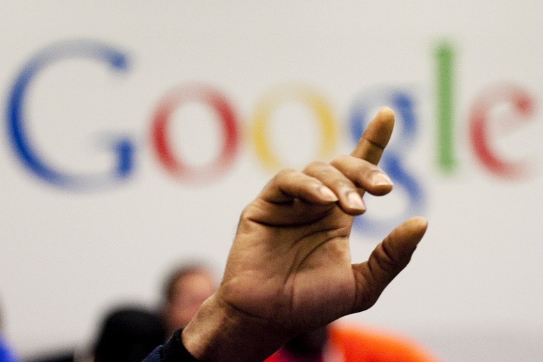 Φρένο βάζει η Google στις διαφημίσεις υπενθύμισης αλλά… με το χέρι!