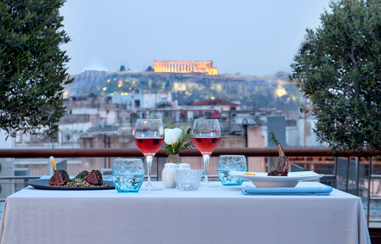 Μοναδική εμπειρία γεύσεων στο rooftop του ξενοδοχείου Melia Athens