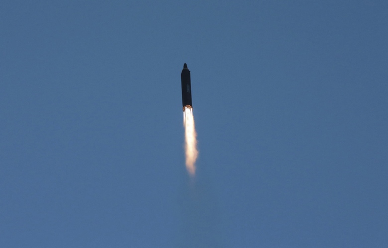 Ικανός να χτυπήσει το Γκουάμ ο πύραυλος που εκτόξευσε η Βόρεια Κορέα