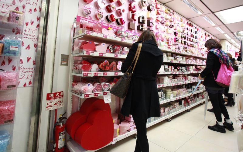 Eνα δισ. ευρώ δίνουν για σοκολάτες οι ερωτευμένοι Ιάπωνες