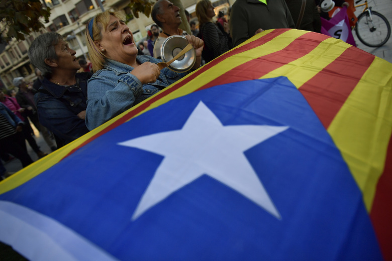 Πείτε με ένα ναι ή όχι αν κηρύξατε ανεξαρτησία… το ισπανικό τελεσίγραφο