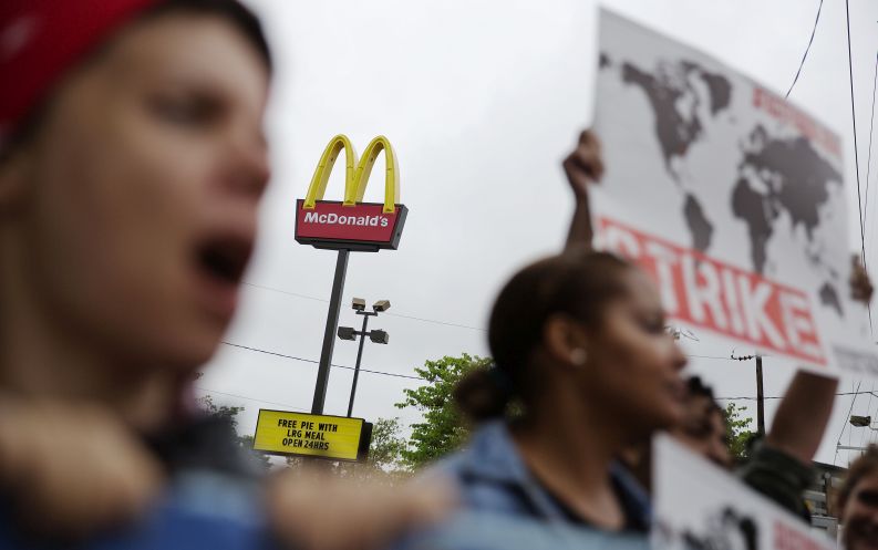 Για πρώτη φορά από το 1974 απεργία στα McDonald’s στη Βρετανία