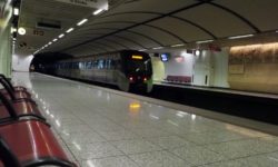 Κυκλοφοριακές ρυθμίσεις σε μετρό και τραμ λόγω των παρελάσεων για την 25η Μαρτίου