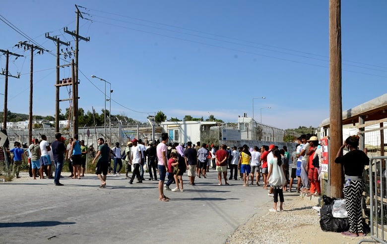«Μετανάστες εγκαταλείπουν οικειοθελώς την Ελλάδα»