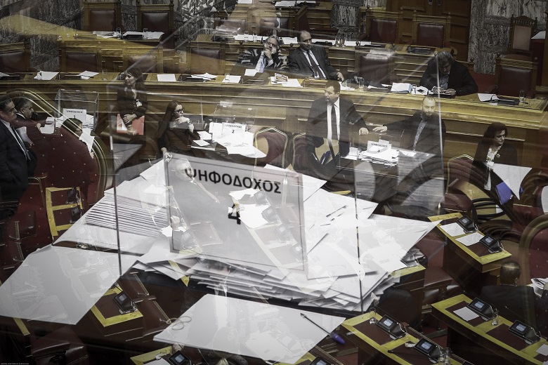 Στο αρχείο οι μηνύσεις Αβραμόπουλου, Βενιζέλου, Σαμαρά για τη Novartis