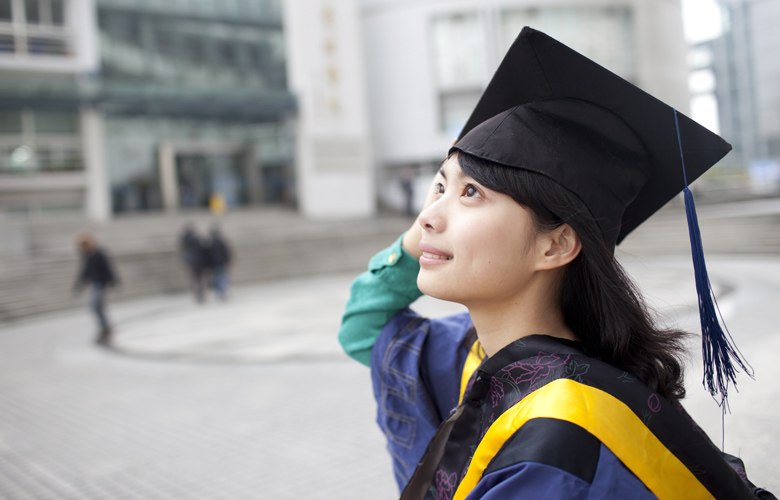 Οι νέοι απόφοιτοι πανεπιστημίων στην Κίνα δεν βιάζονται να βρουν δουλειά