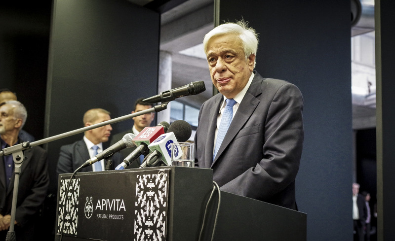 Επικοινωνία του Προκόπη Παυλόπουλου με τον Κυριάκο Μητσοτάκη