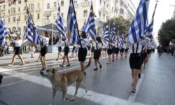 Χωρίς «παρατράγουδα» ολοκληρώθηκε η μαθητική παρέλαση στη Θεσσαλονίκη
