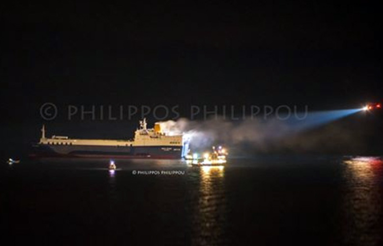 Έσβησε η φωτιά στο οχηματαγωγό πλοίο ανοιχτά στη Ρόδο