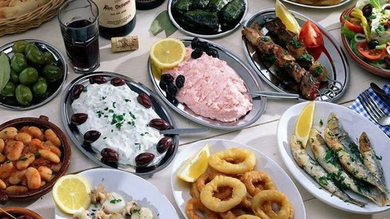 Στα ίδια επίπεδα με πέρυσι οι τιμές για το σαρακοστιανό τραπέζι